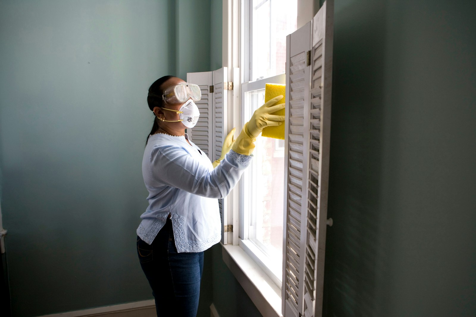 Friendly Tidy Homes cleaner with eco-friendly products